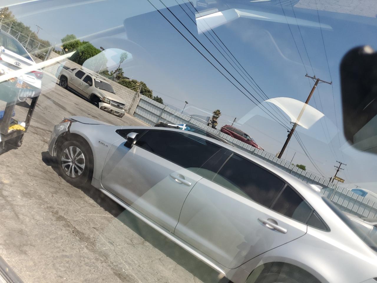 2024 Tesla Model Y VIN: 7SAYGDEF1RF082051 Lot: 68275945