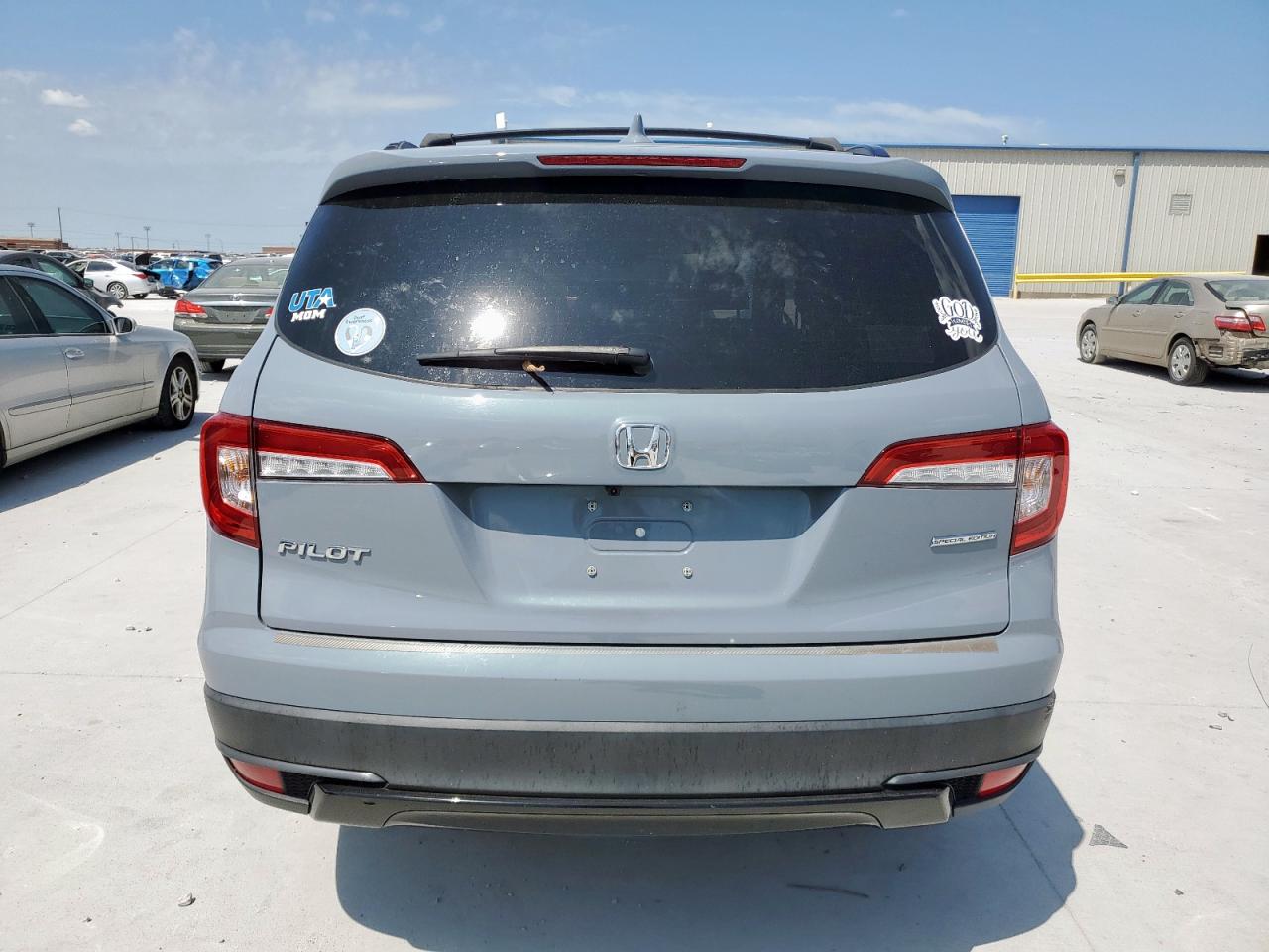 2022 Honda Pilot Se VIN: 5FNYF5H22NB026645 Lot: 69376175