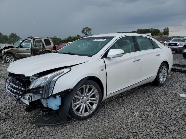  CADILLAC XTS 2018 Белы