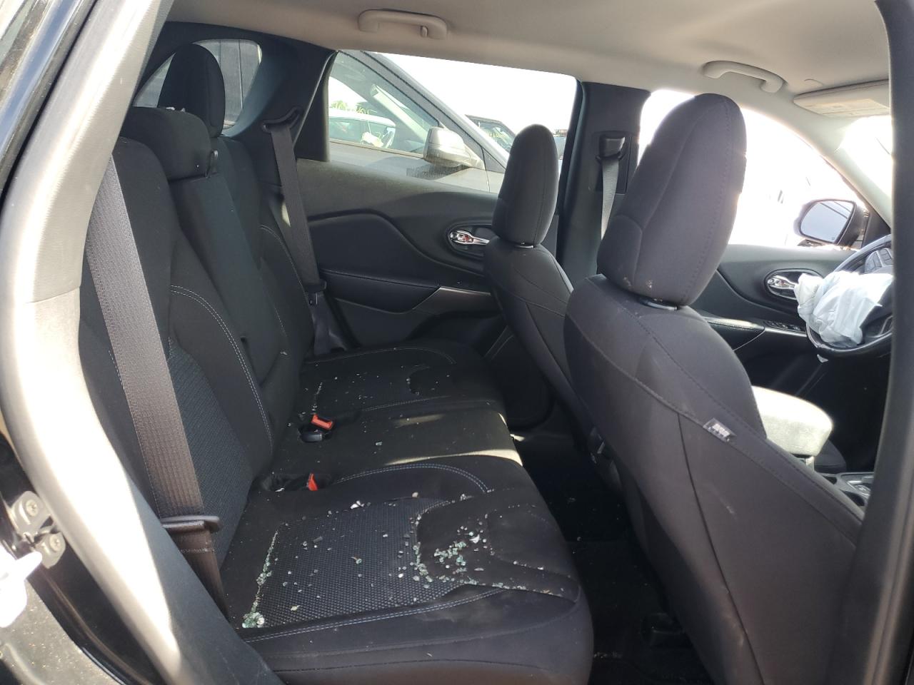 2021 Jeep Cherokee Latitude VIN: 1C4PJMCB6MD163136 Lot: 71665905