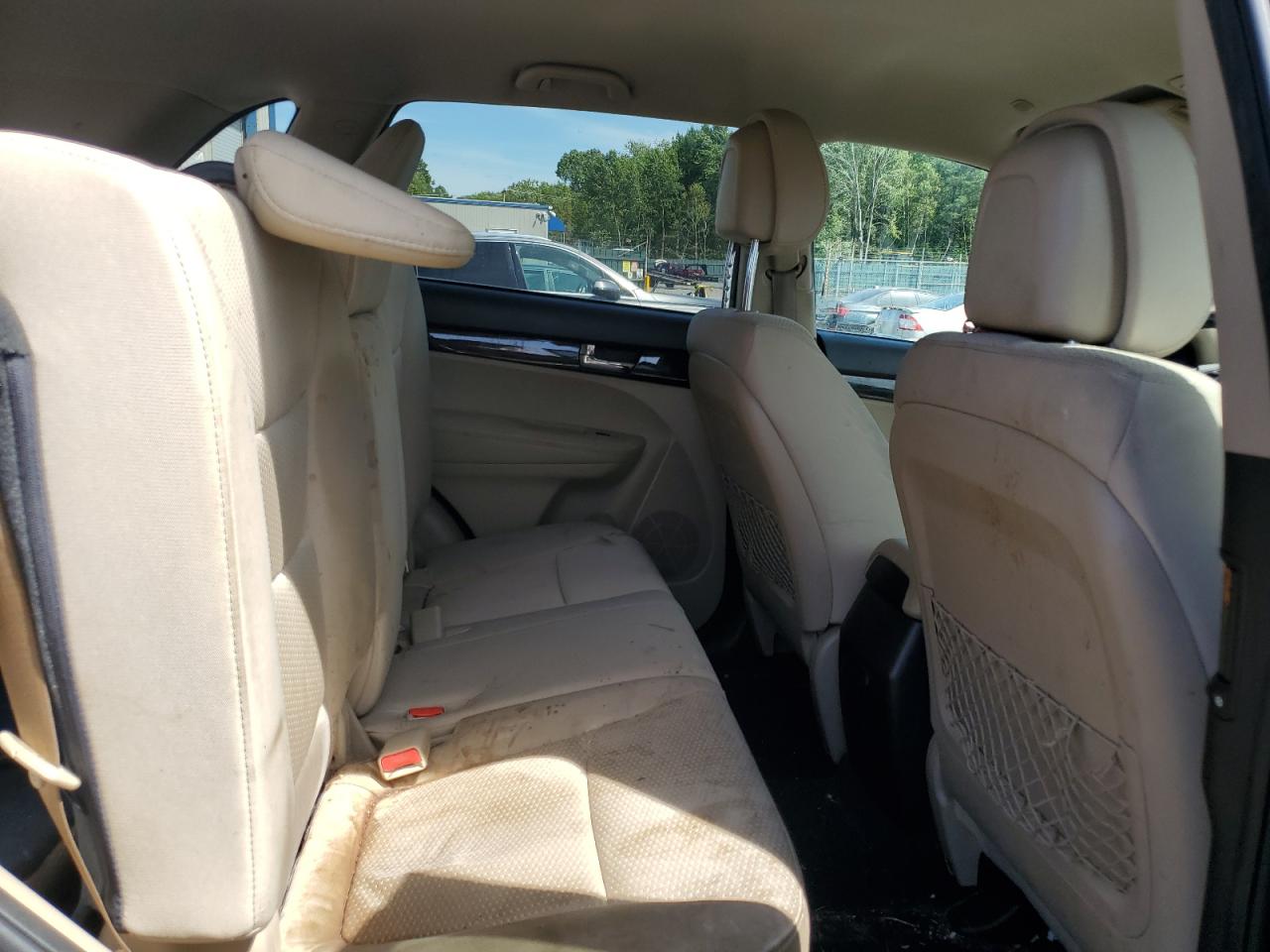 2012 Kia Sorento Base VIN: 5XYKT4A67CG203833 Lot: 70352765