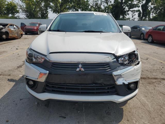  MITSUBISHI OUTLANDER 2017 Белы