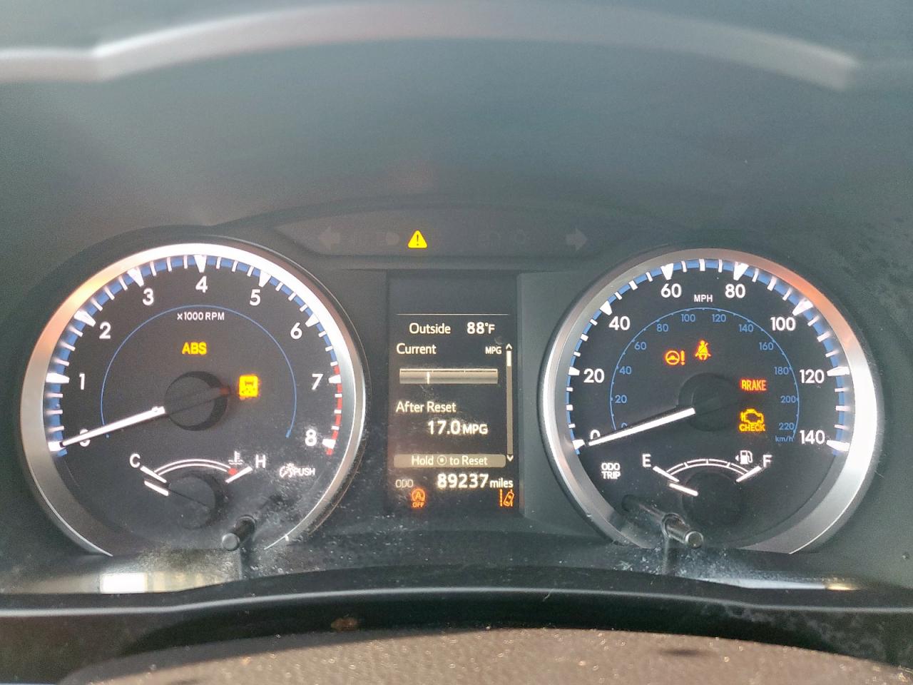 2017 Toyota Highlander Le VIN: 5TDBZRFH0HS406126 Lot: 70126595