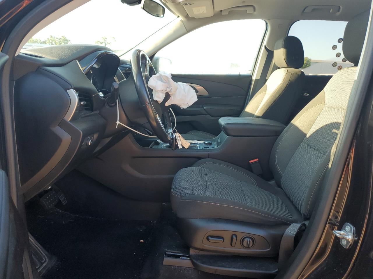 2018 Chevrolet Traverse Lt VIN: 1GNEVGKWXJJ162710 Lot: 70470355