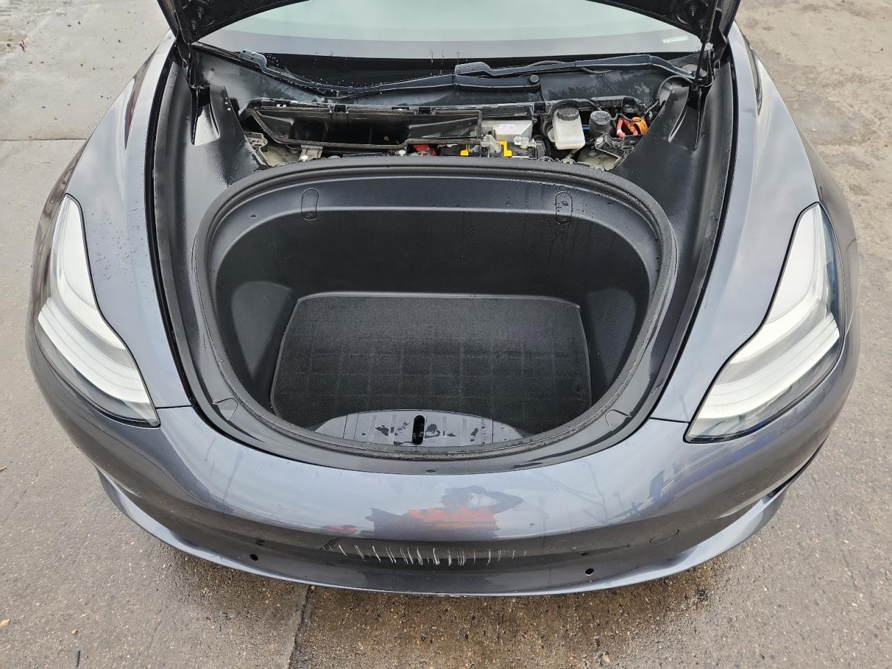 2018 Tesla Model 3 VIN: 5YJ3E1EA0JF057923 Lot: 70543775