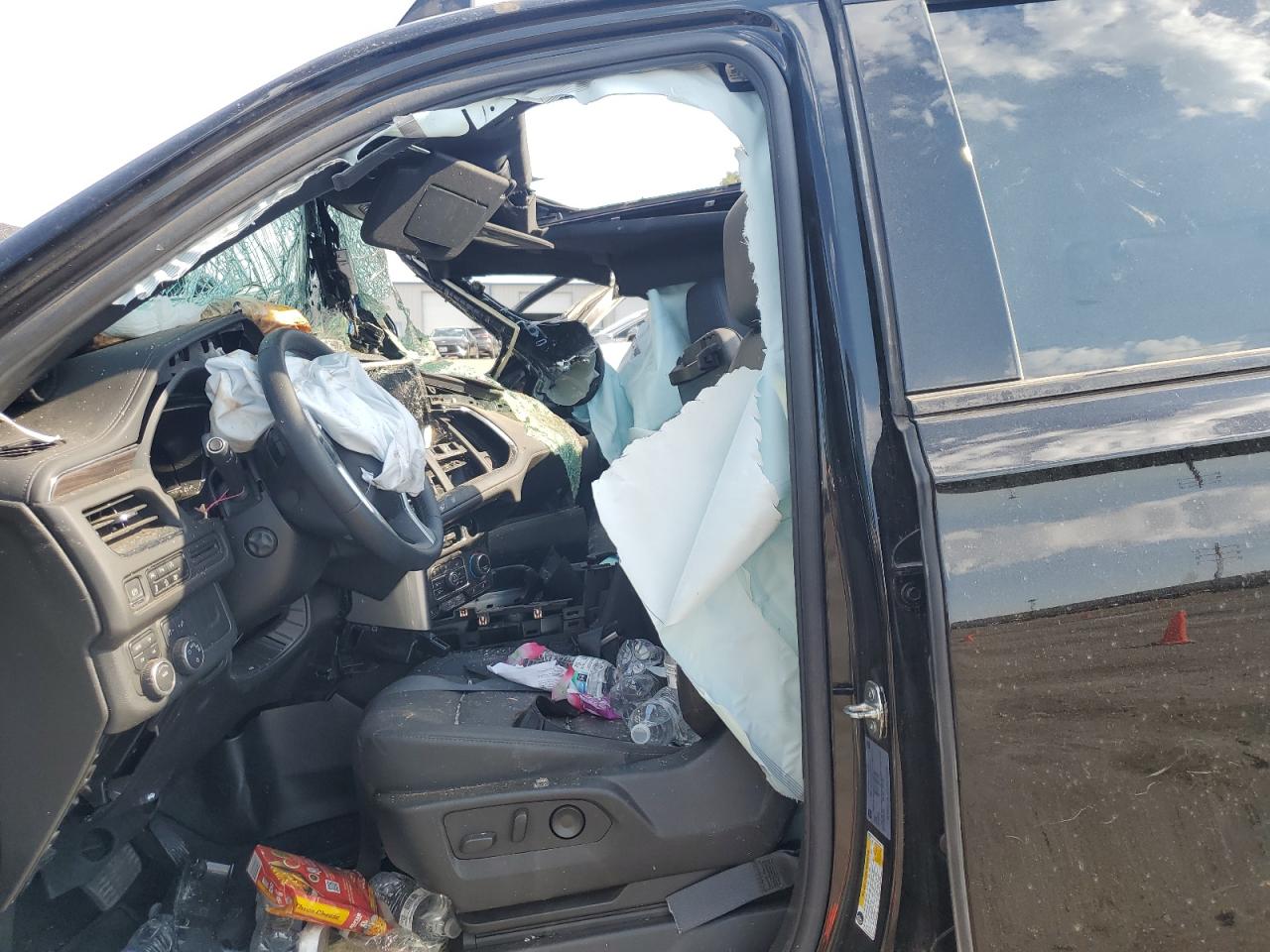 2024 Chevrolet Suburban K1500 Z71 VIN: 1GNSKDKD0RR359634 Lot: 68718695