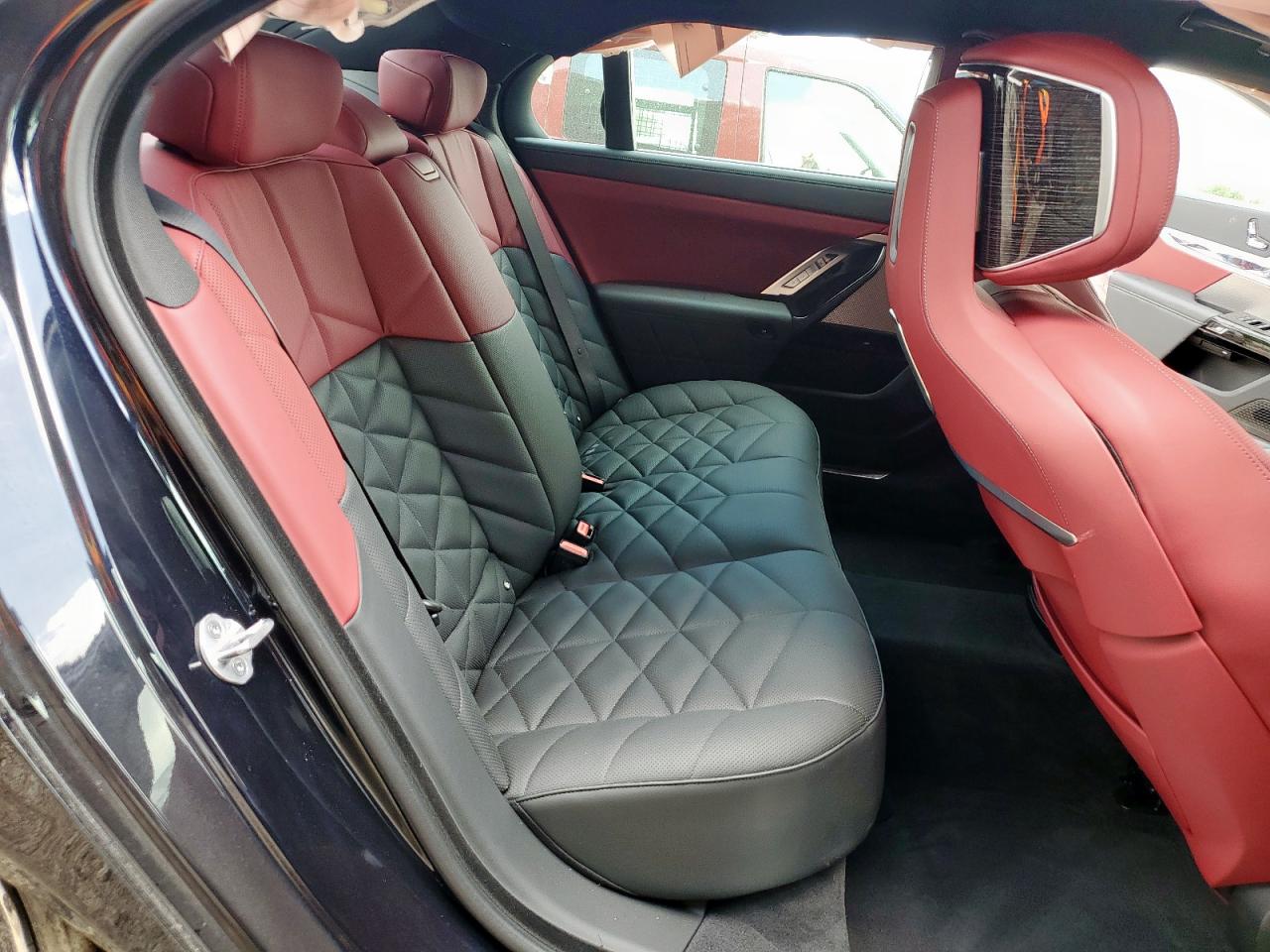 2025 BMW 740 Xi VIN: WBA33EH05SCV32350 Lot: 70948785