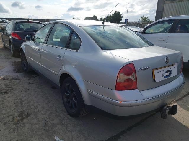 2005 VOLKSWAGEN PASSAT HIG