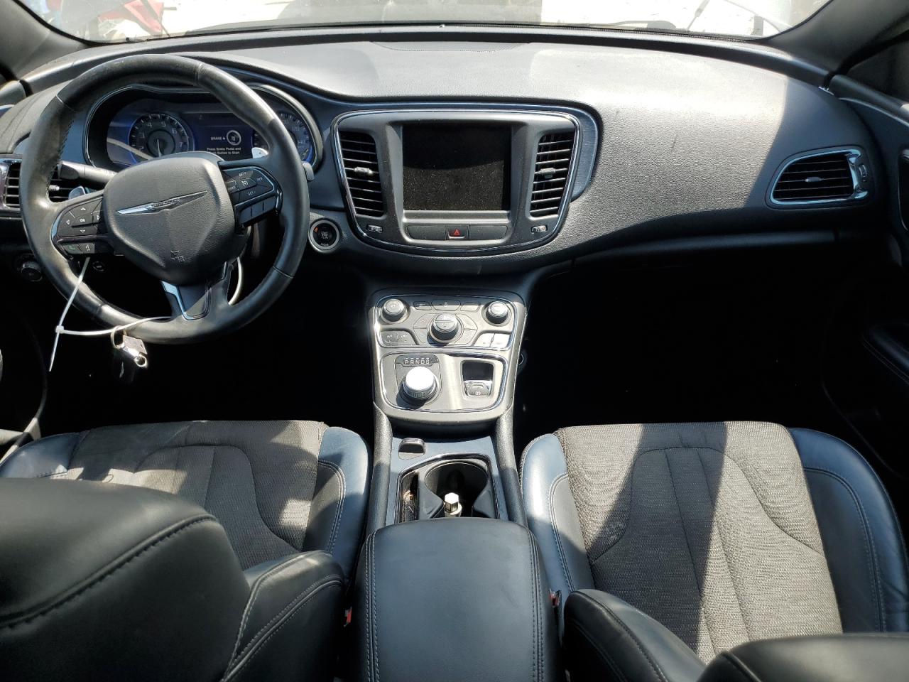 2016 Chrysler 200 S VIN: 1C3CCCDG5GN147946 Lot: 68479695