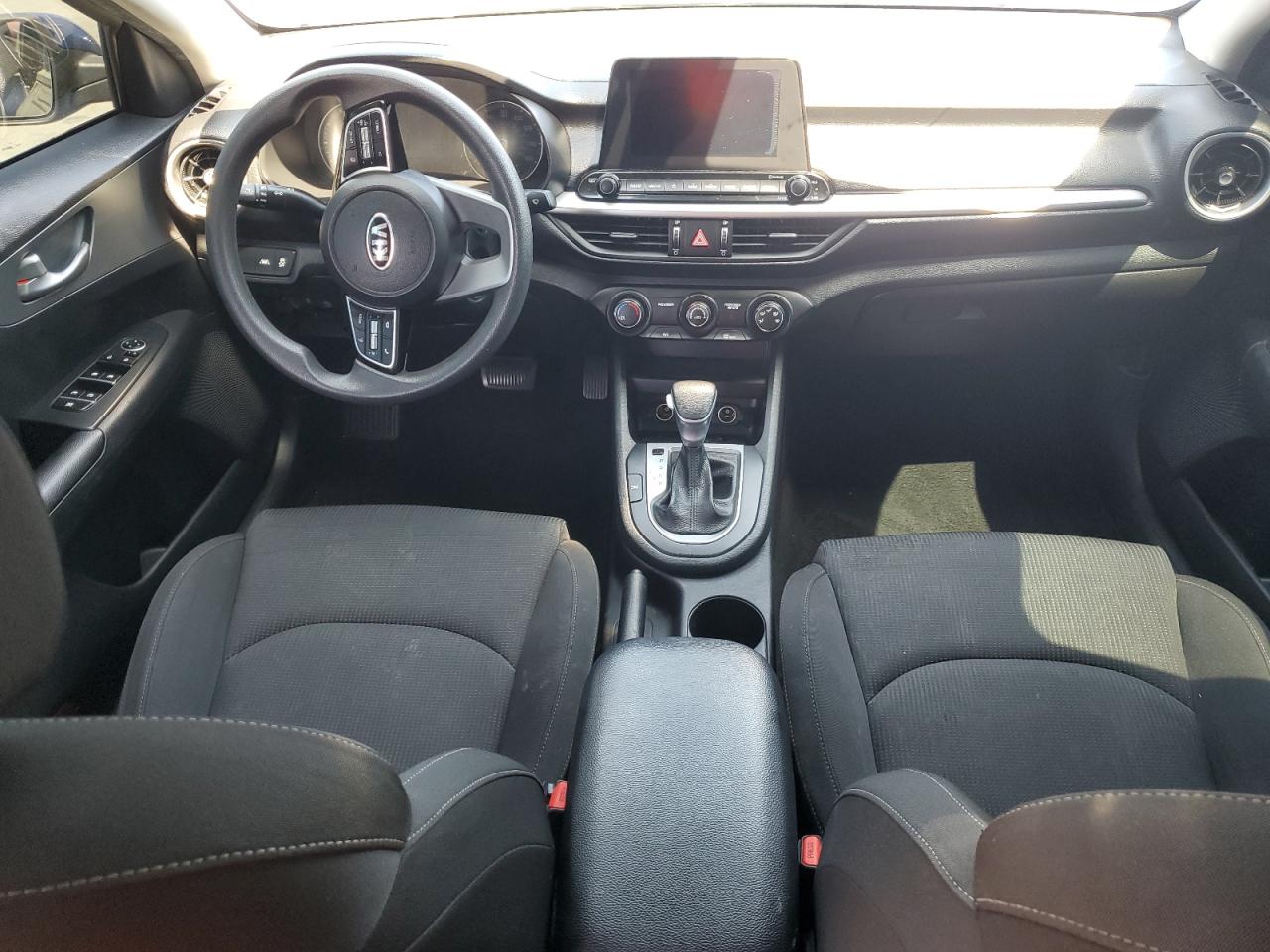 2021 Kia Forte Fe VIN: 3KPF24AD8ME294595 Lot: 70048765