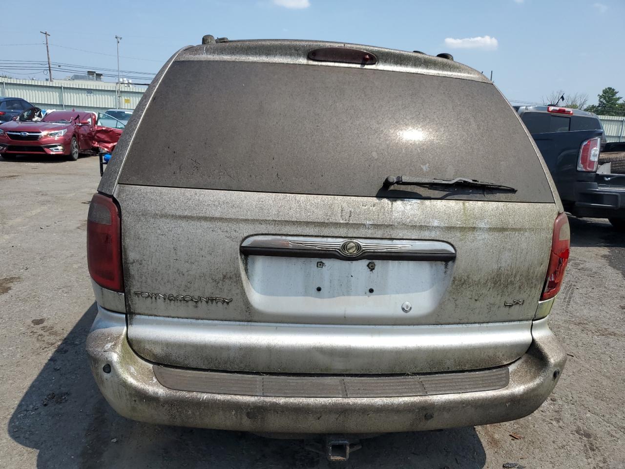 2003 Chrysler Town & Country Lxi VIN: 2C8GP54L23R209759 Lot: 68957095