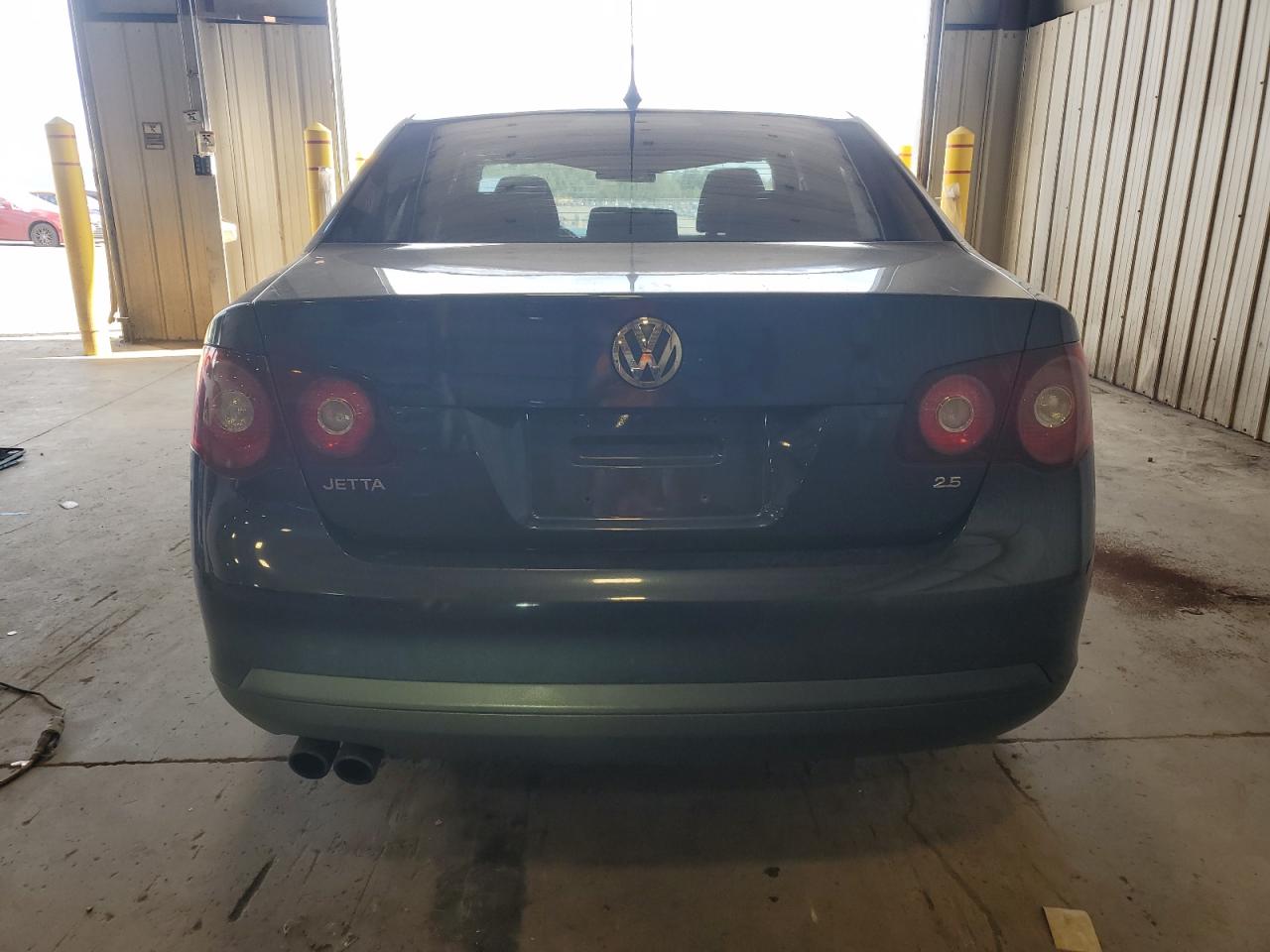 2010 Volkswagen Jetta S VIN: 3VWHZ7AJ9AM063294 Lot: 70508725