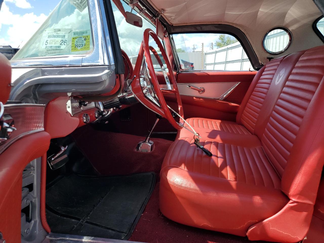 1957 Ford Thunderbir VIN: D7FH185720 Lot: 70134385