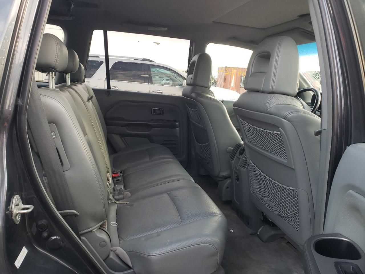 2004 Honda Pilot Exl VIN: 2HKYF18714H621832 Lot: 70664325