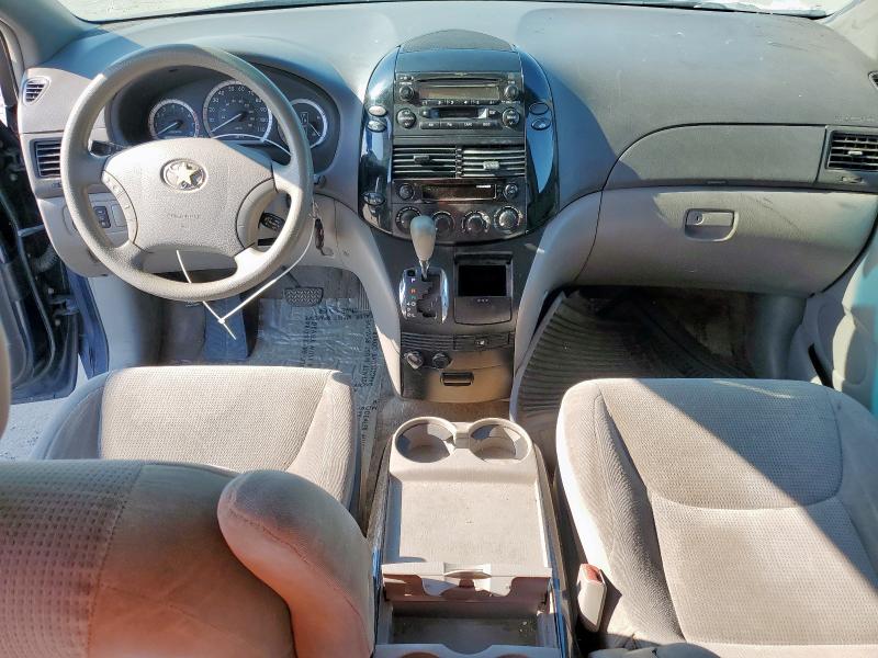 2005 TOYOTA SIENNA CE