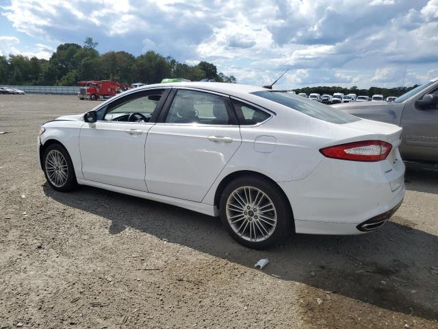 Седаны FORD FUSION 2016 Белы