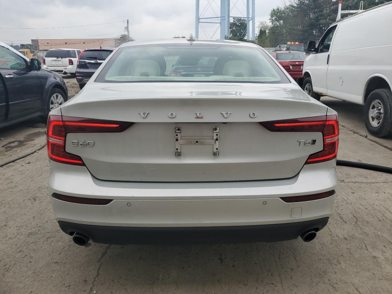 2020 Volvo S60 T6 Momentum VIN: 7JRA22TK5LG072669 Lot: 67943825