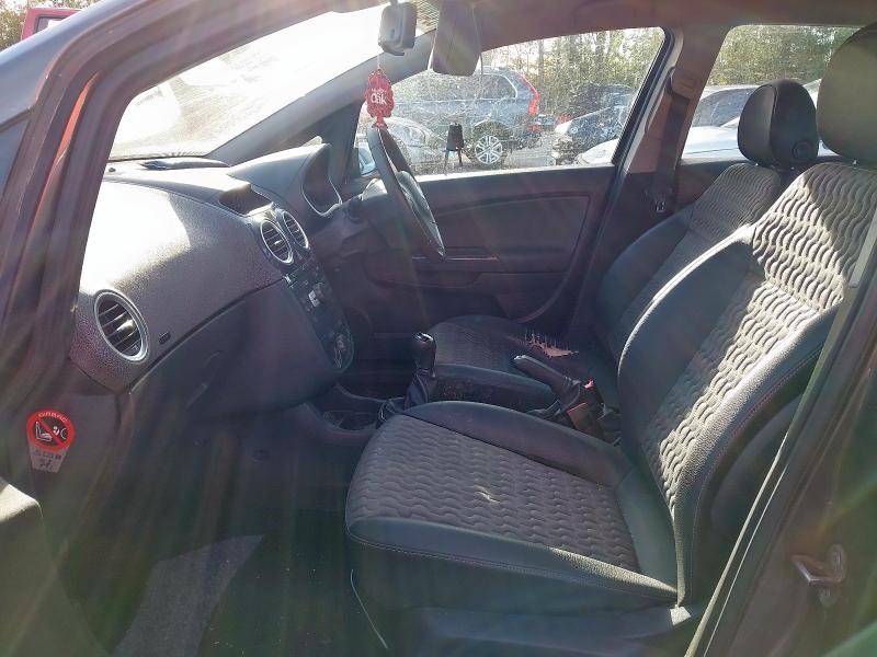 2011 VAUXHALL CORSA SE