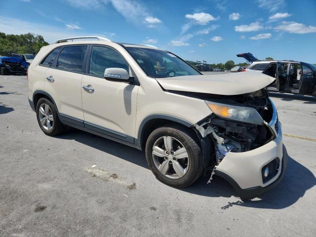  KIA SORENTO 2012 Kremowy