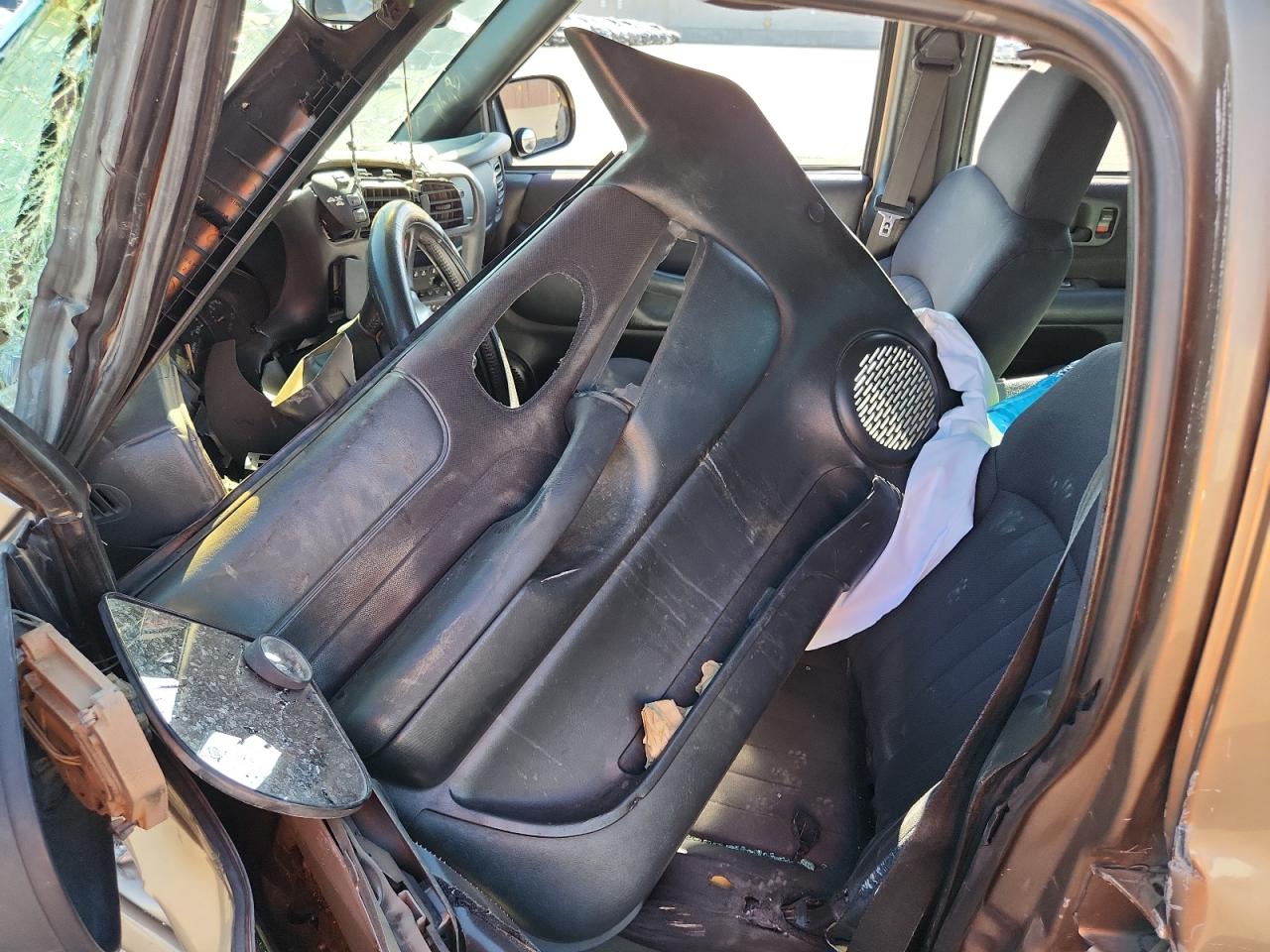 2003 Chevrolet Blazer VIN: 1GNDT13X83K146203 Lot: 80349505