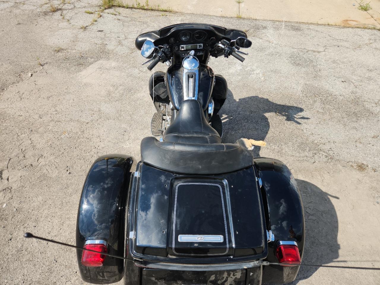 2012 Harley-Davidson Flhtcutg Tri Glide Ultra Classic VIN: 1HD1MAM11CB851216 Lot: 68146045