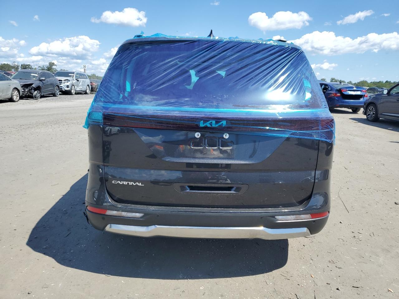 2024 Kia Carnival Sx VIN: KNDNE5H31R6403790 Lot: 69980415