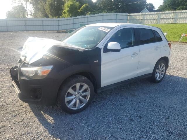  MITSUBISHI OUTLANDER 2014 Biały