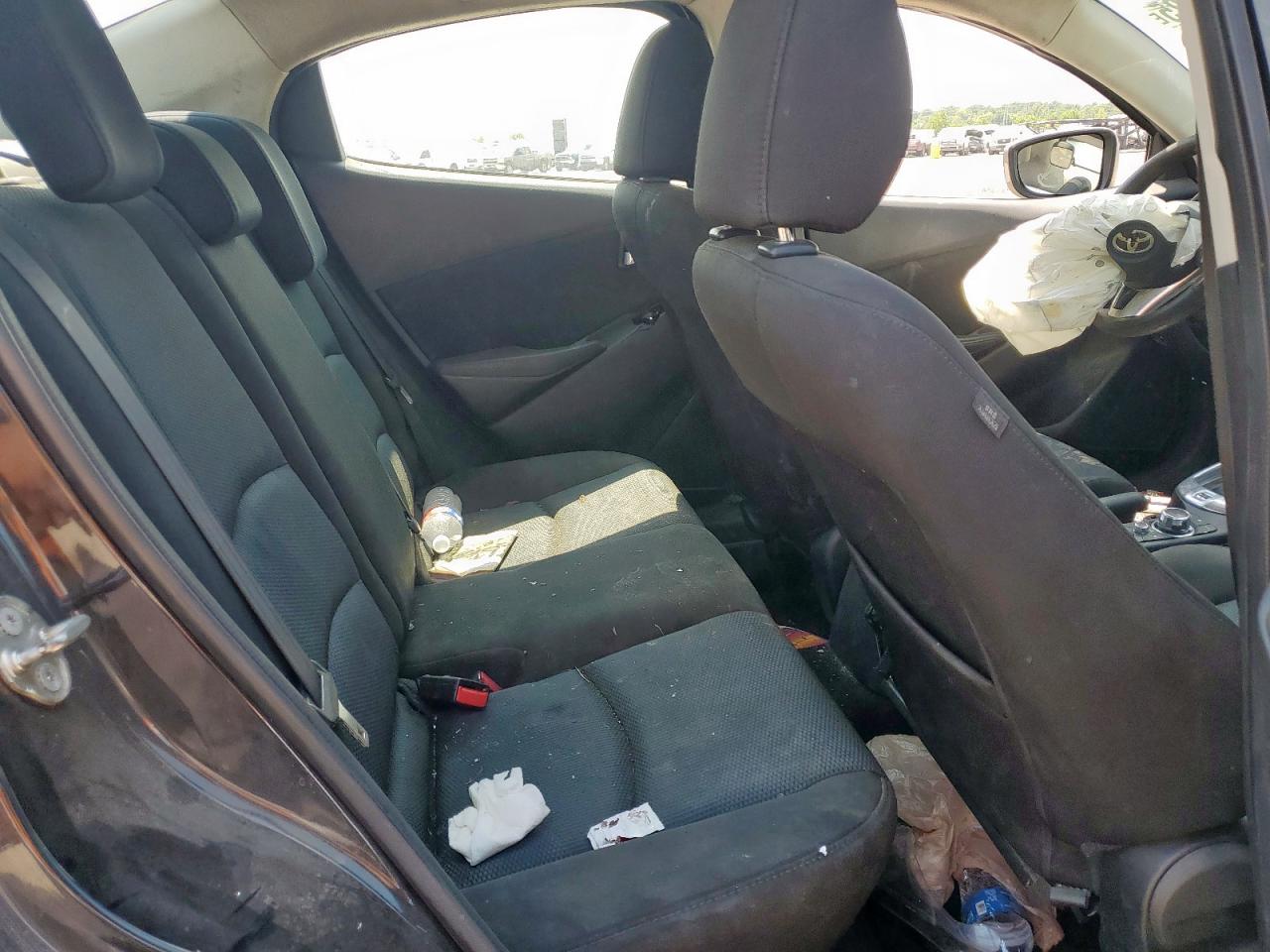 2017 Toyota Yaris Ia VIN: 3MYDLBYV2HY182968 Lot: 69223325