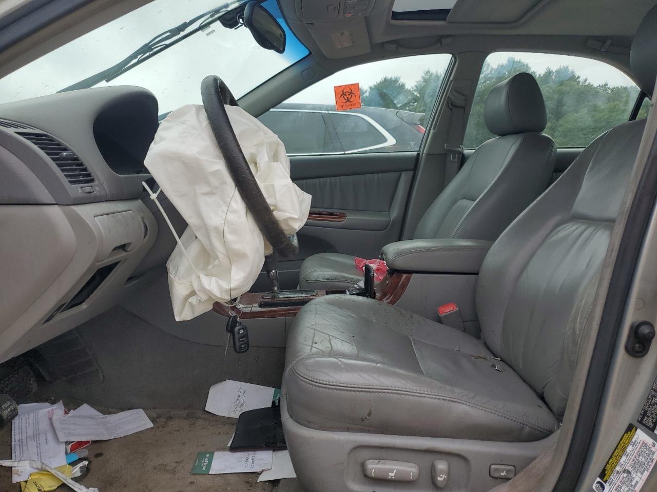 2005 Toyota Camry Le VIN: 4T1BF30K05U592568 Lot: 67380345