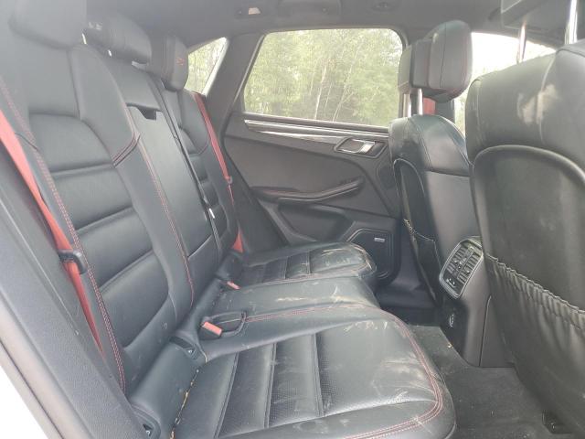 2018 PORSCHE MACAN GTS  