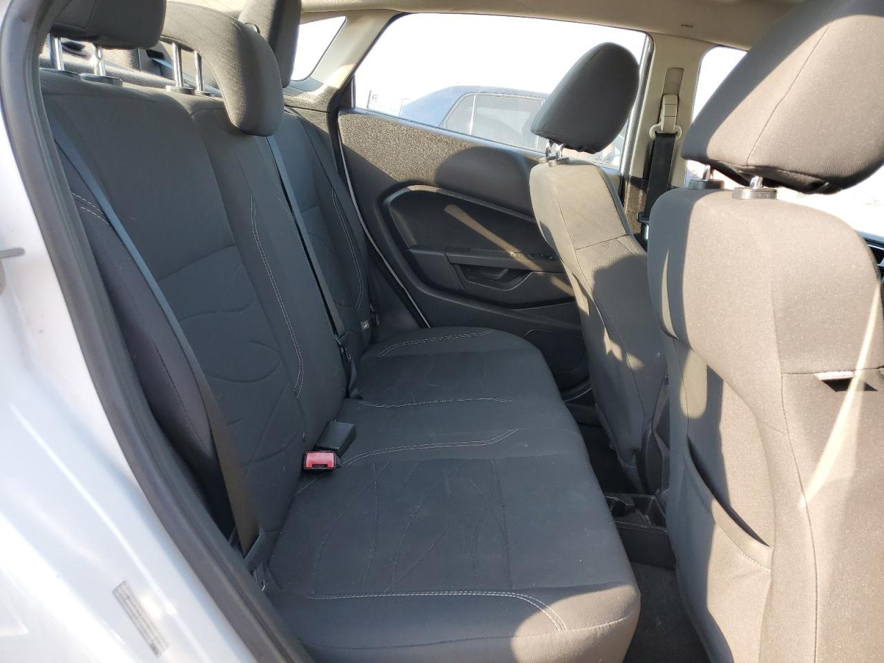 3FADP4BJ3EM216252 2014 Ford Fiesta Se