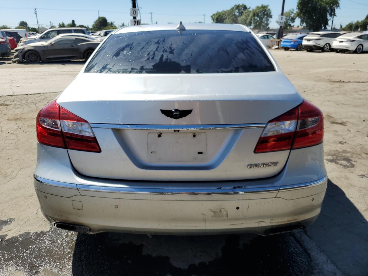 2013 Hyundai Genesis 3.8L VIN: KMHGC4DD0DU230593 Lot: 69861335