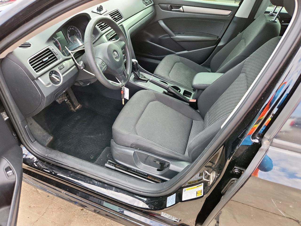 2013 Volkswagen Passat S VIN: 1VWAH7A31DC122284 Lot: 70194725