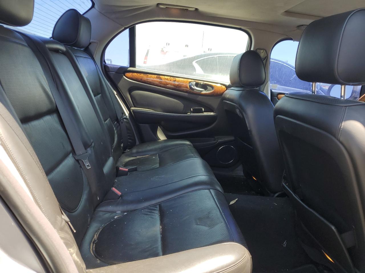 2008 Jaguar Xj8 L VIN: SAJWA79B08SH25316 Lot: 68060665