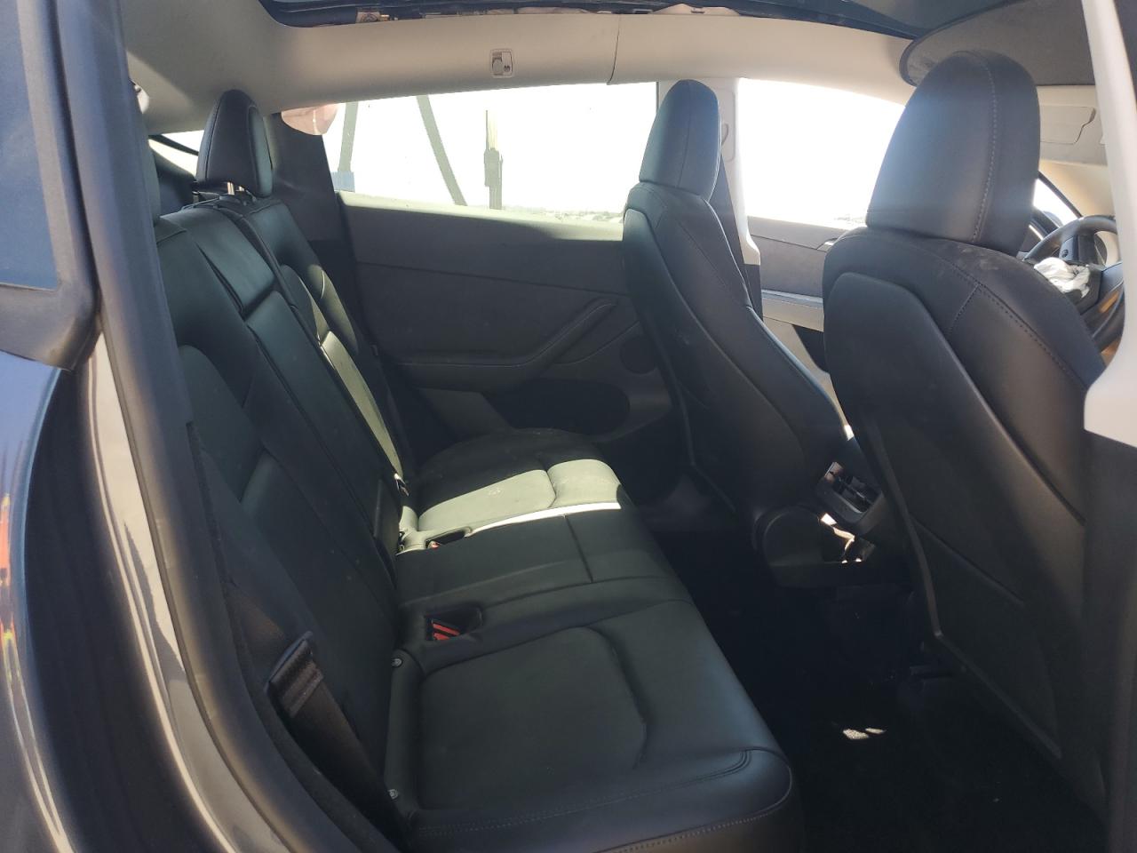 2023 Tesla Model Y VIN: 7SAYGDEE2PF757670 Lot: 69465715