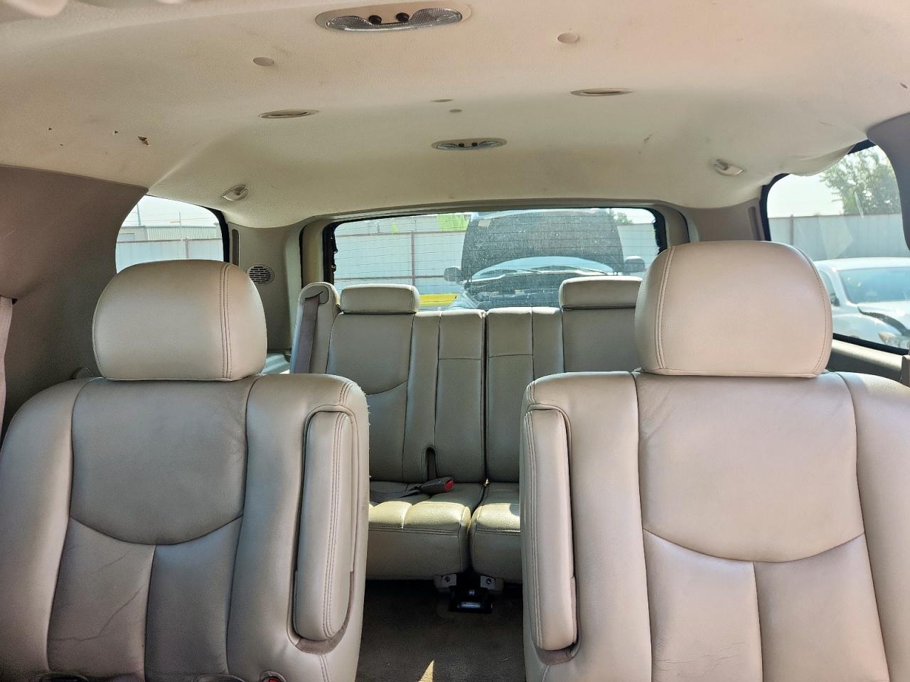 2005 Chevrolet Tahoe C1500 VIN: 1GNEC13T55R146218 Lot: 70655545