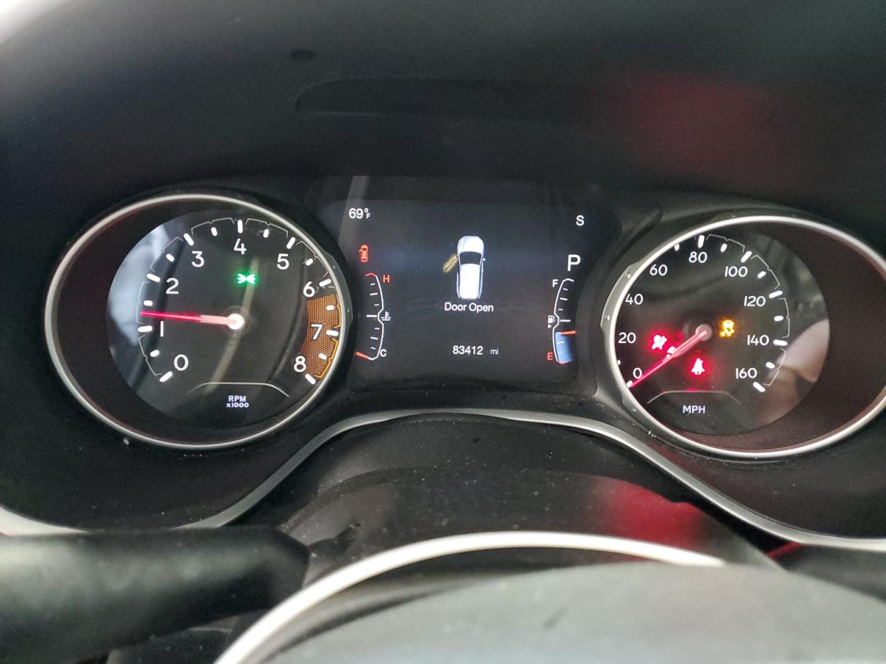 2018 Jeep Compass Latitude VIN: 3C4NJDBB3JT176683 Lot: 68567025