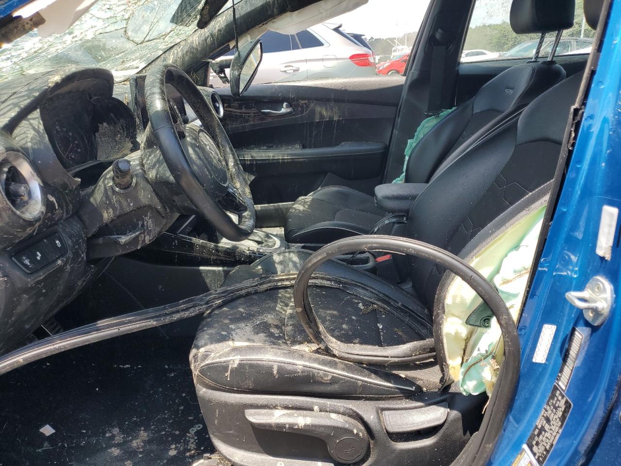 3KPF54AD7NE486700 2022 Kia Forte Gt Line