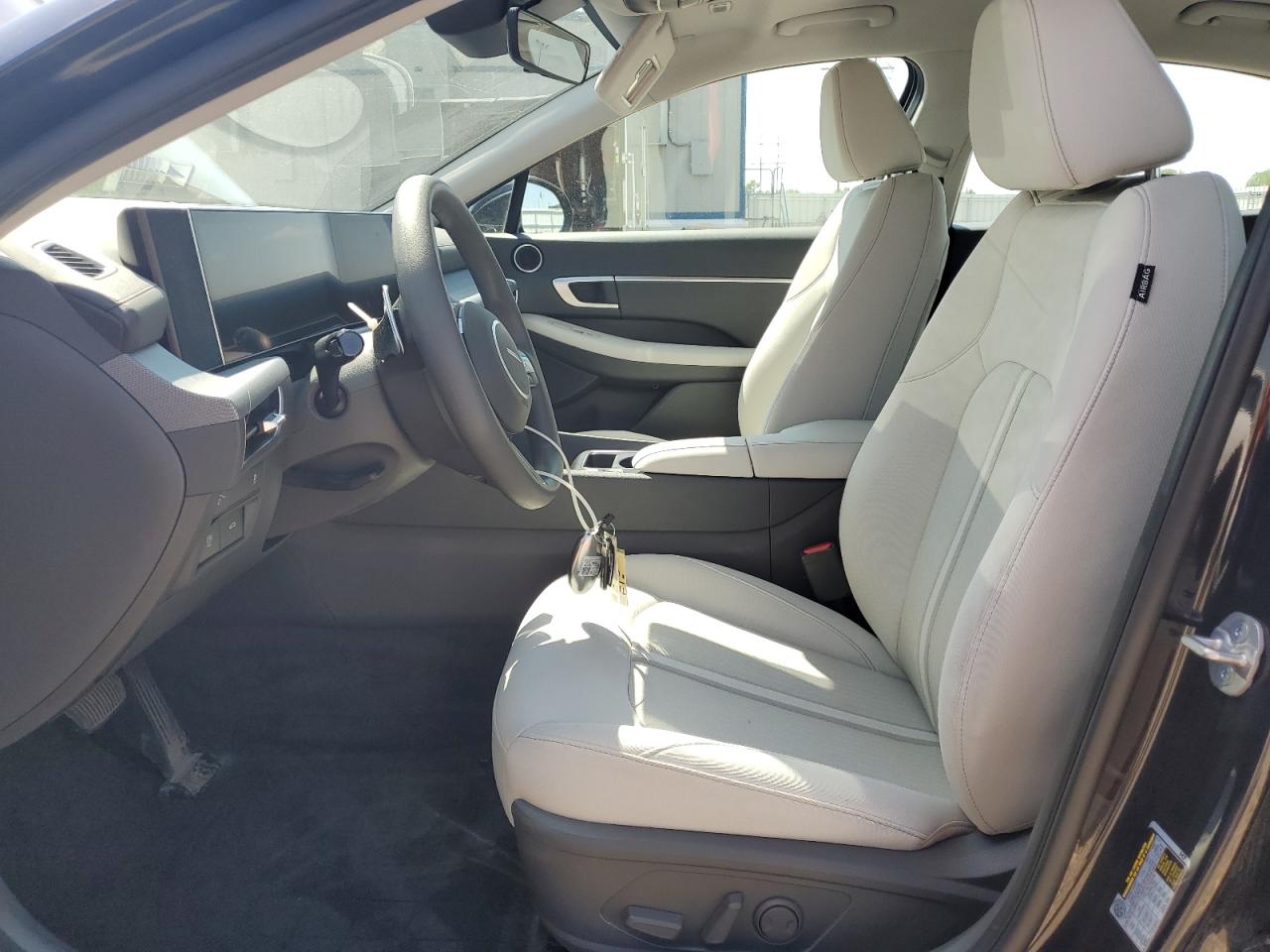 2024 Hyundai Sonata Sel VIN: KMHL64JA9RA421390 Lot: 68728705