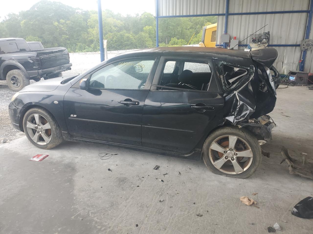 2005 Mazda 3 Hatchback JM1BK143651327355 photo #3