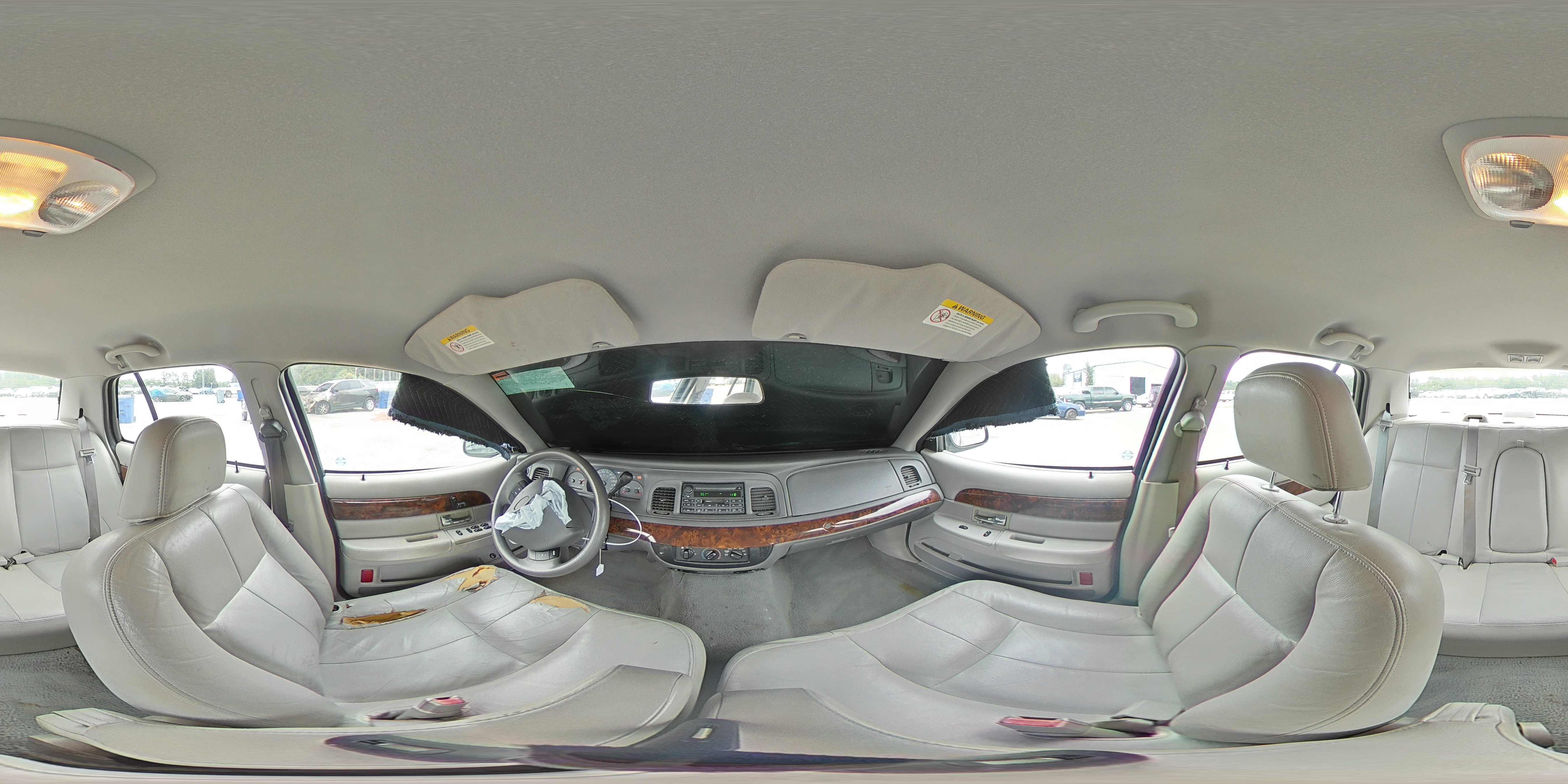 2005 Mercury Grand Marquis Gs VIN: 2MEFM74W25X611094 Lot: 67139545