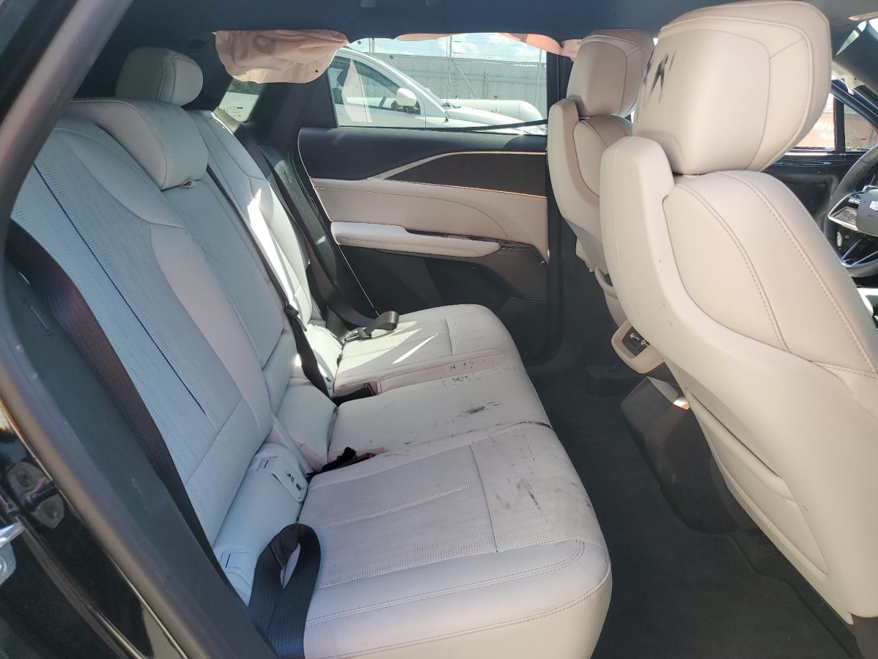 2024 Cadillac Lyriq Luxury VIN: 1GYKPPRL8RZ121971 Lot: 69411935