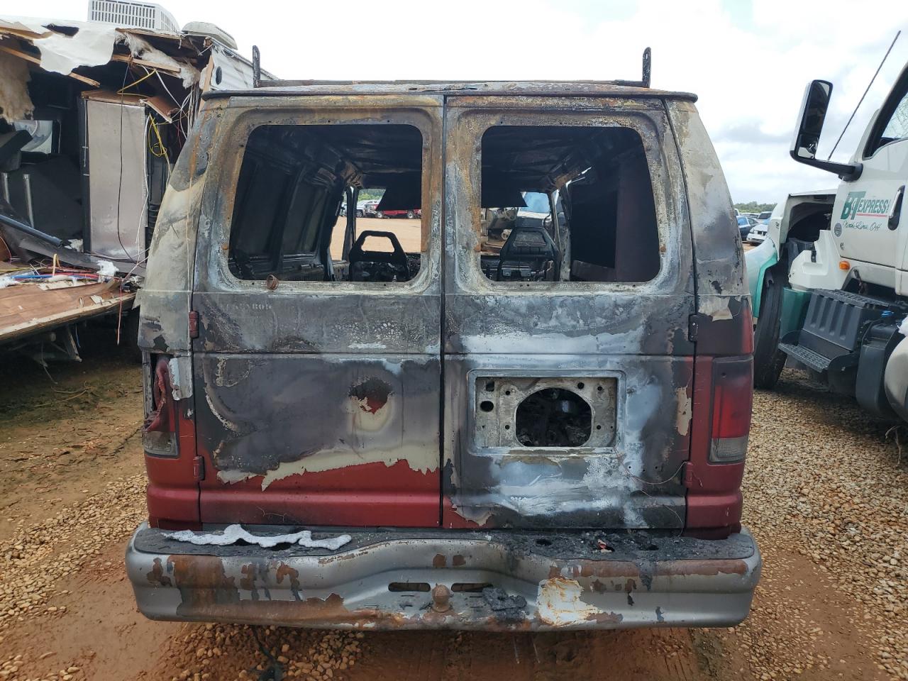 2001 Ford Econoline E150 Van VIN: 1FTRE14271HA85772 Lot: 67227695