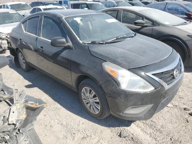 Sedans NISSAN VERSA 2015 Czarny