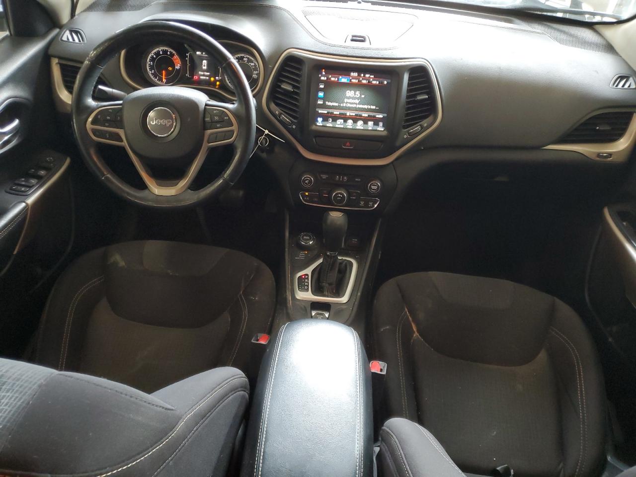 2017 Jeep Cherokee Latitude VIN: 1C4PJMCS2HW616467 Lot: 66698255