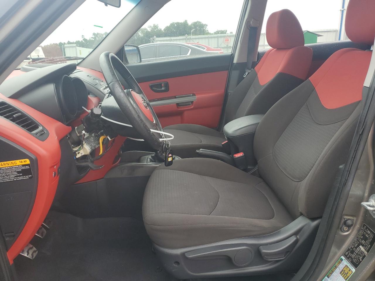 2010 Kia Soul + VIN: KNDJT2A21A7040264 Lot: 68423265