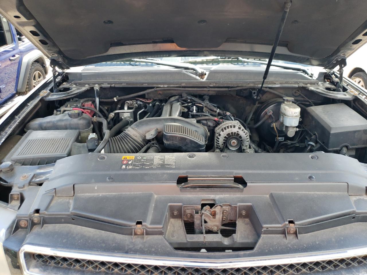 2011 Chevrolet Suburban K1500 Ls VIN: 1GNSKHE35BR376672 Lot: 69775825