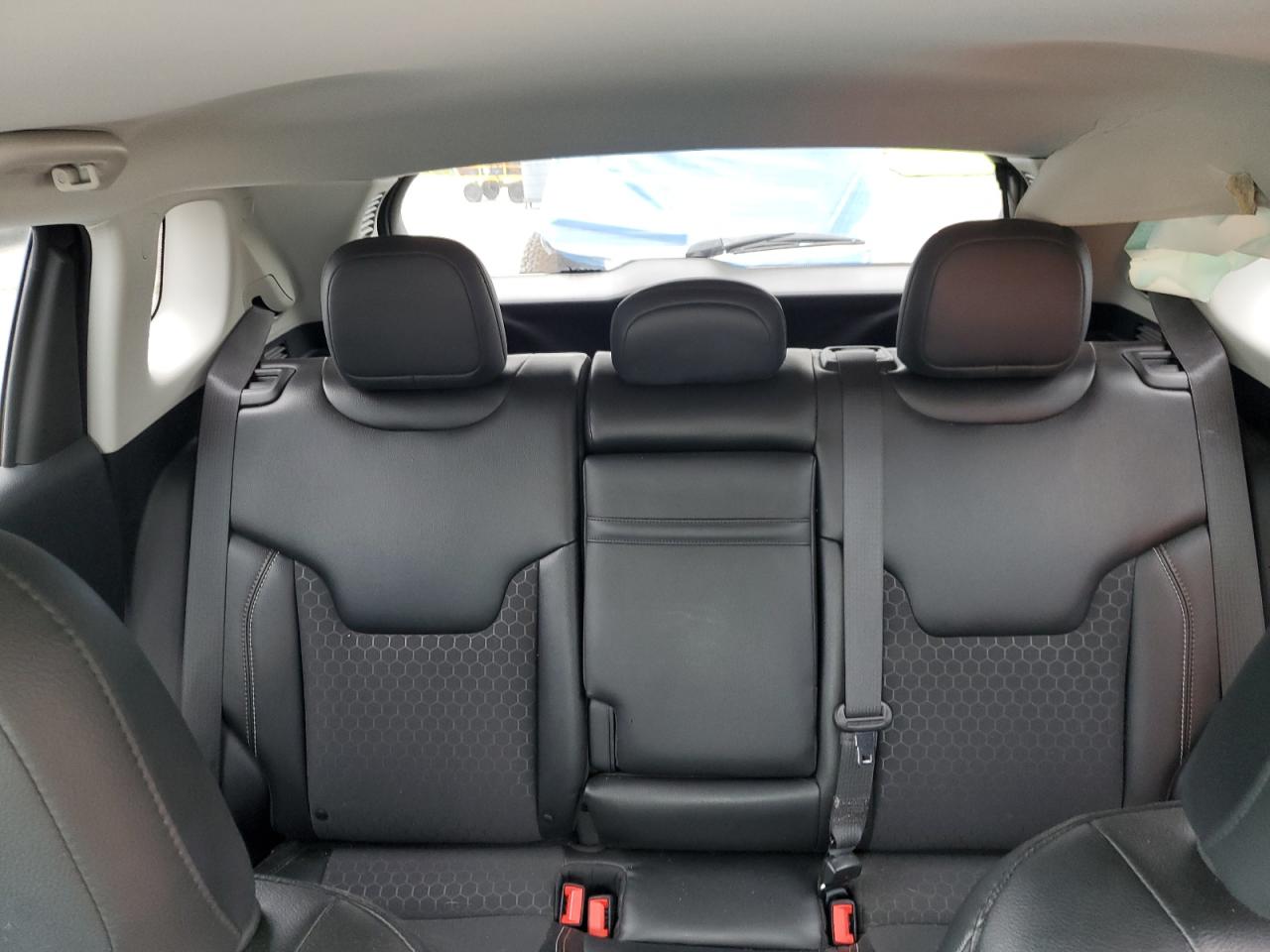 2019 Jeep Compass Latitude VIN: 3C4NJDBBXKT654034 Lot: 70139215