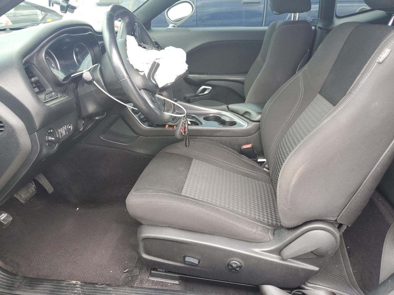 2018 Dodge Challenger Sxt VIN: 2C3CDZAG6JH237398 Lot: 69599085