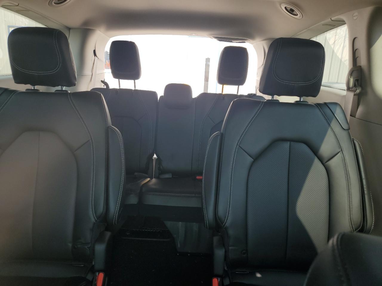 2023 Chrysler Pacifica Touring L VIN: 2C4RC3BG0PR501772 Lot: 68432945